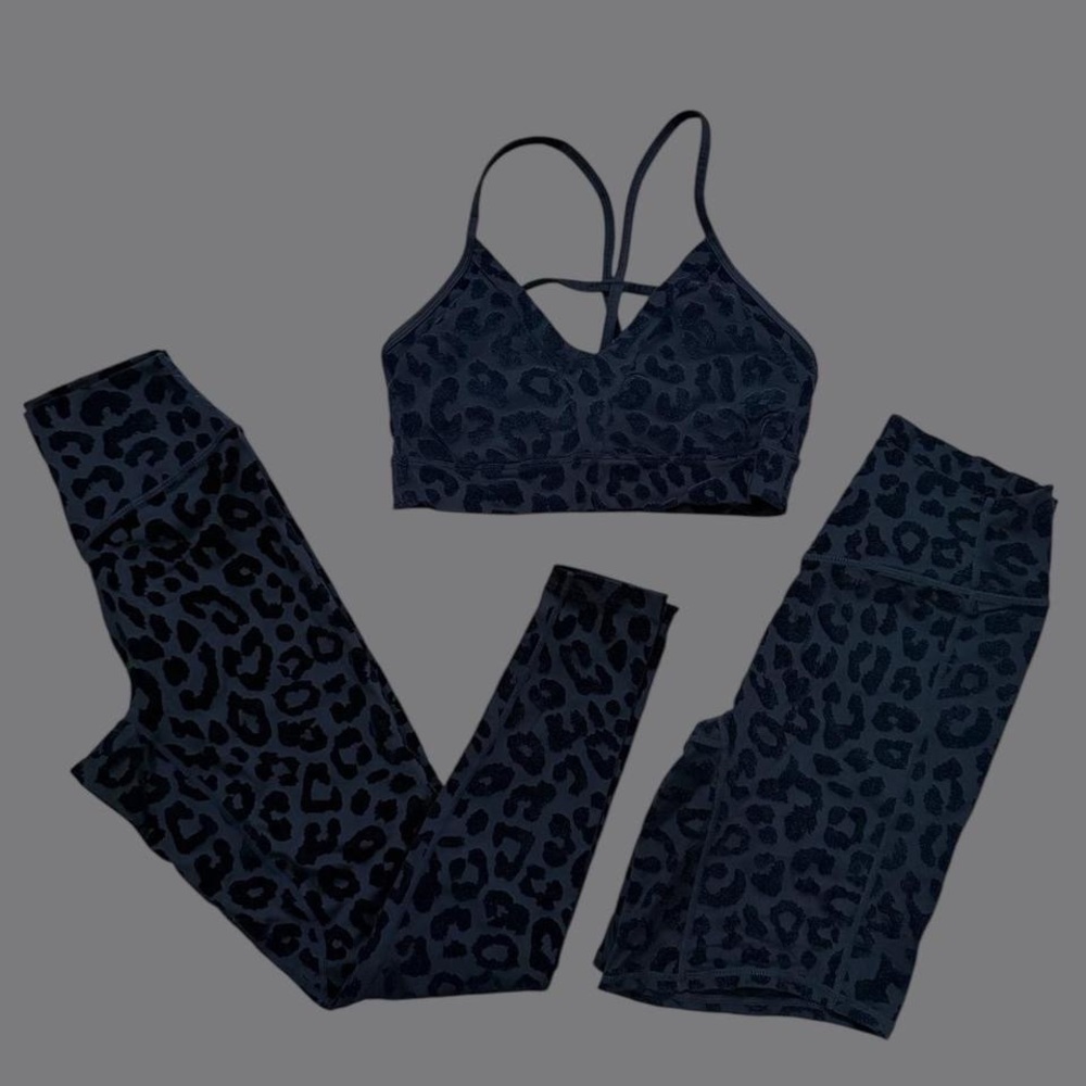 balance athletica lux panther 3 piece workout set
